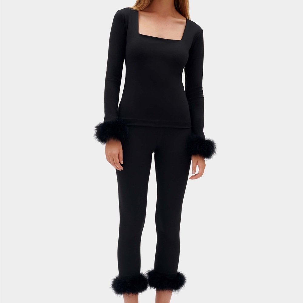 The Weekend Chic Set with Leggings in Black